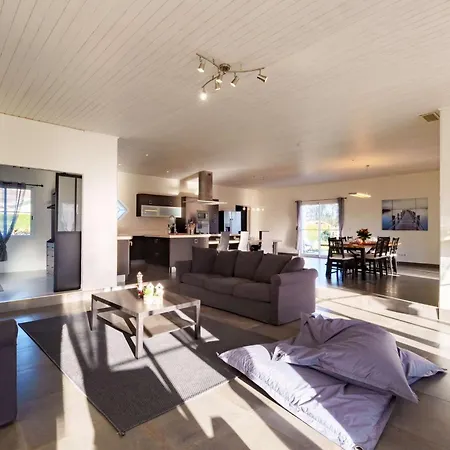 Magnifique Pour 10 Personnes A En Born Villa