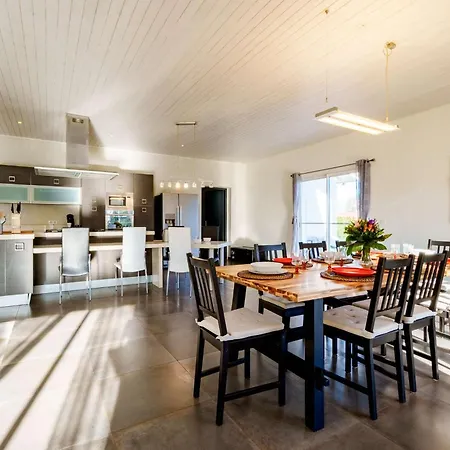 Villa Magnifique Pour 10 Personnes A En Born Parentis-en-Born